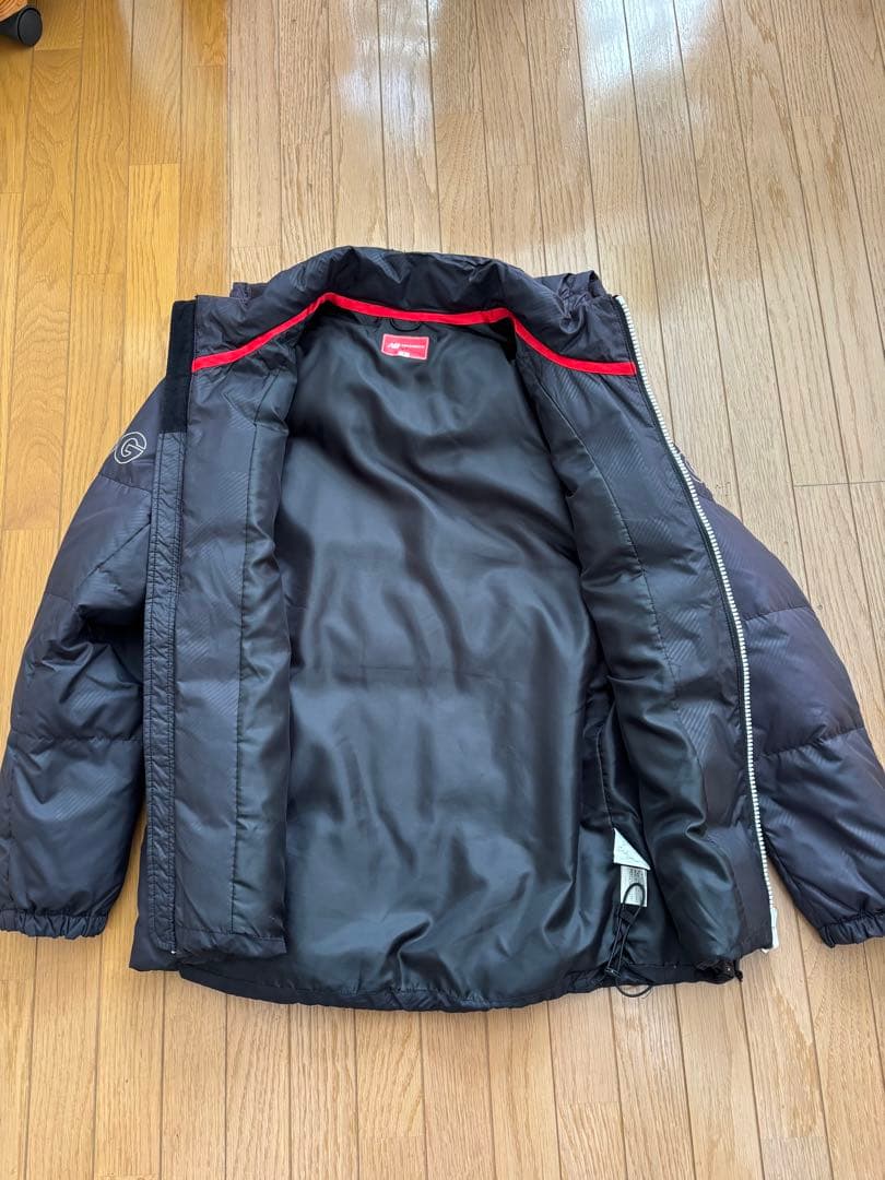 フード付き ダウンジャケット（袖脱着式）