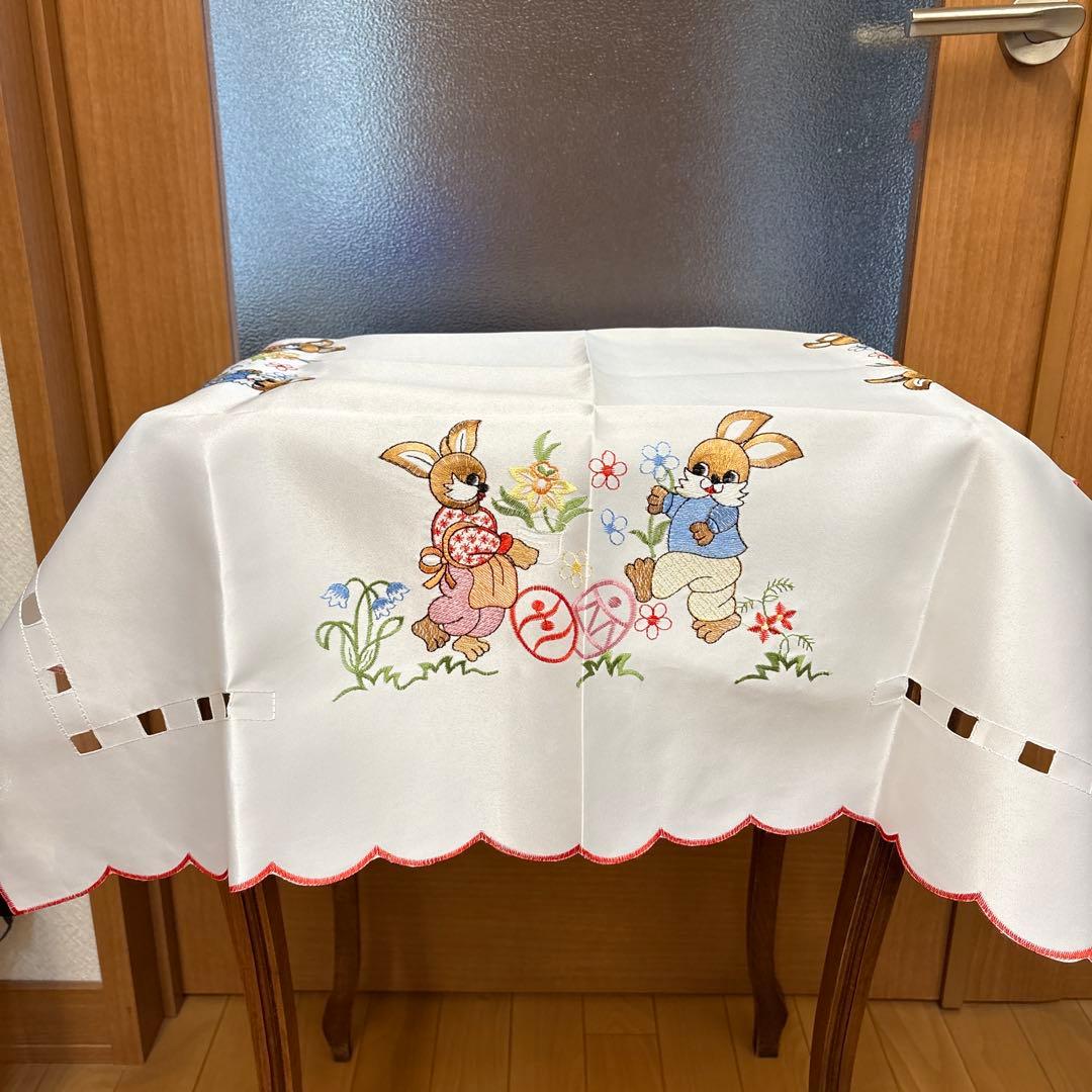 新品未使用品　フランス　テーブルクロス　うさぎ　Pâques イースター