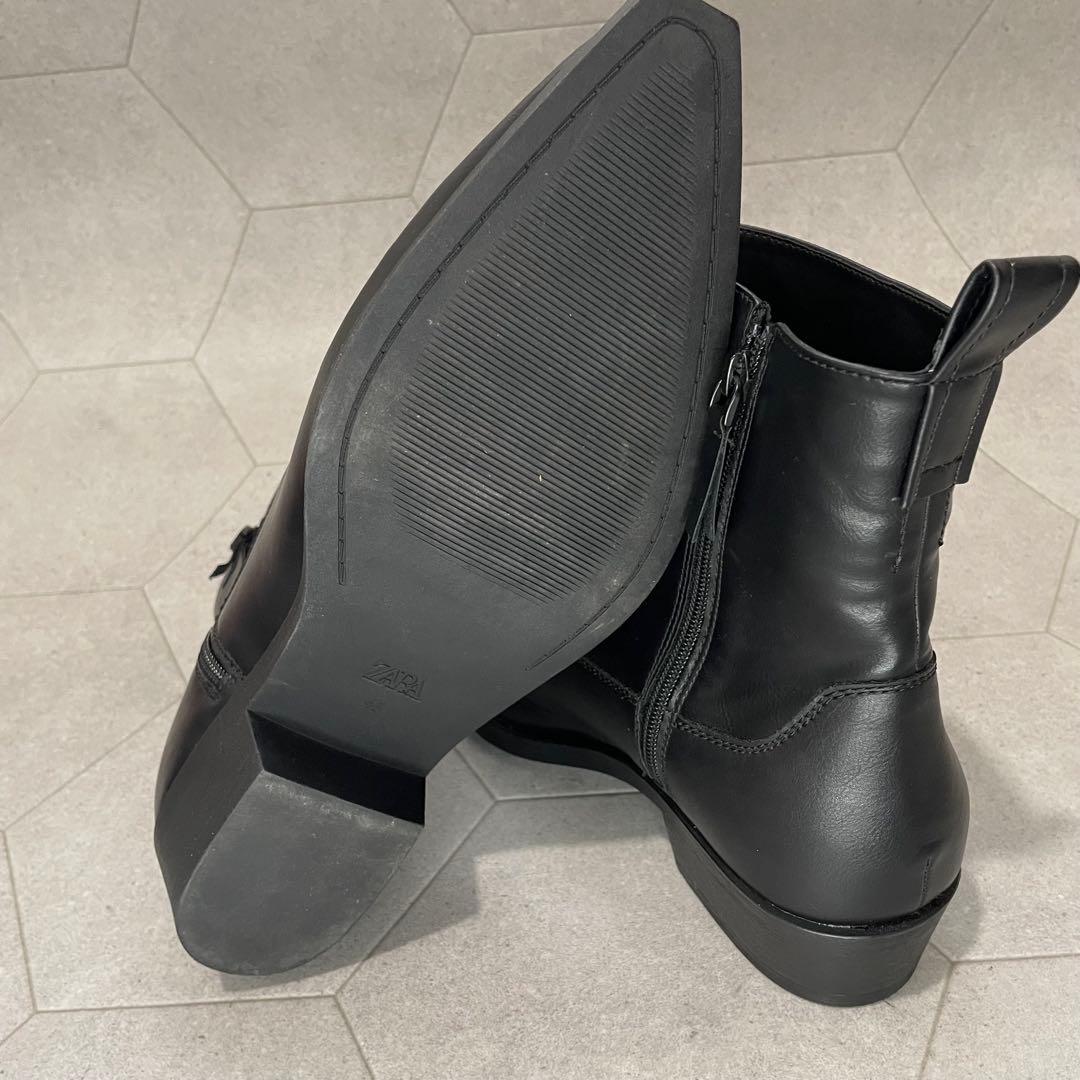 ★極美品★ZARAレザーブーツ　サイドジップ　ポインテッドトゥ　27.5