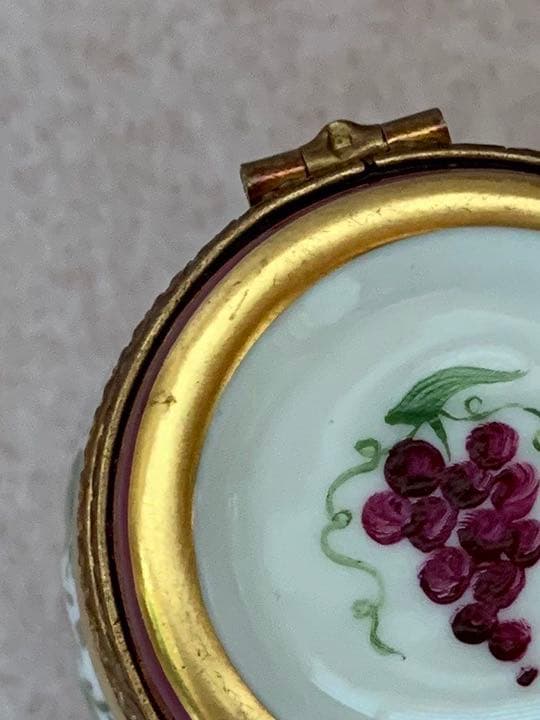 リモージュボックス ワイン樽　Wine Barrel 葡萄　ピルケース 小物入れ