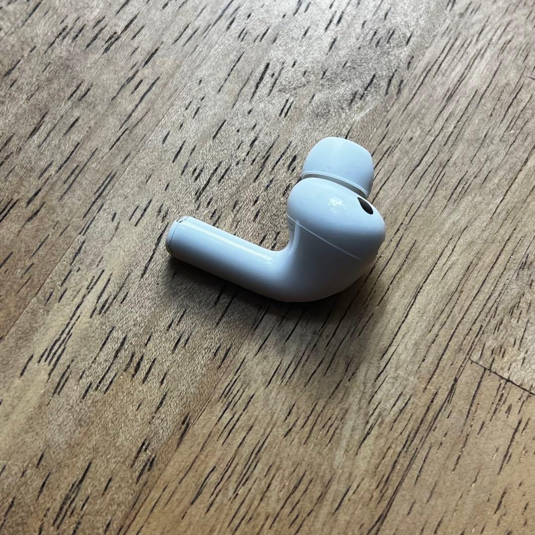 美品 AirPods Pro 第3世代 右耳 右 A3063 エアーポッズ プロ