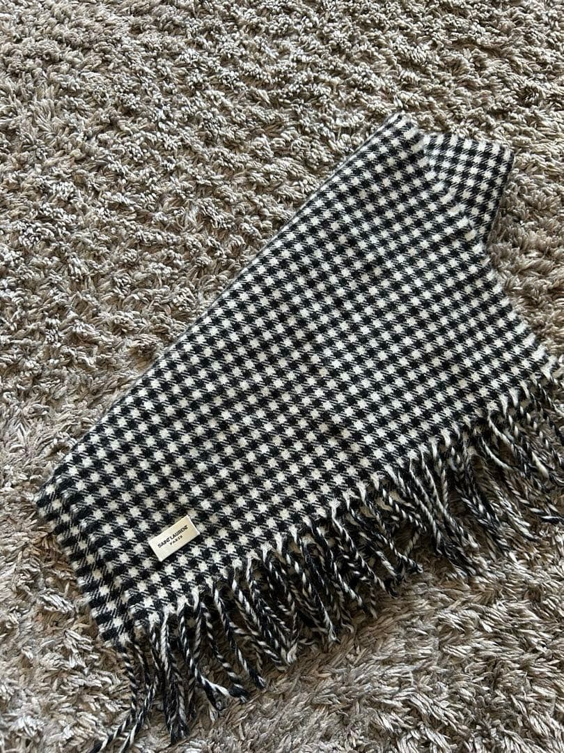 サンローラン パリ ロゴ　プレート　チェック柄 フリンジ マフラー ストール