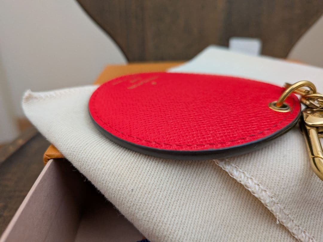 ◯ヴィトン ポルトクレ イリュストレ ヴィヴィエンヌ チャーム M69076◯