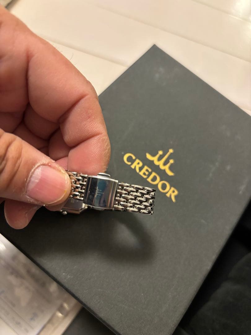 B5578 CREDOR ダイヤモンド装飾 シェル文字盤　レディース時計