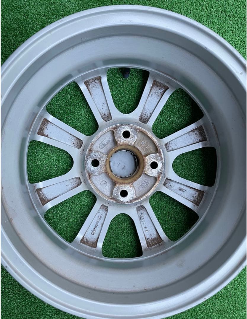 ダイハツ純正アルミホイール　14×4.5 PCD 100+45　4本セツト。