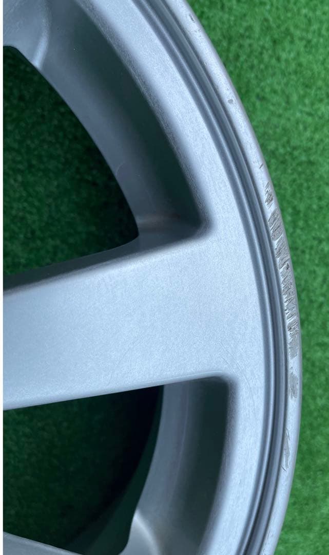 ダイハツ純正アルミホイール　14×4.5 PCD 100+45　4本セツト。