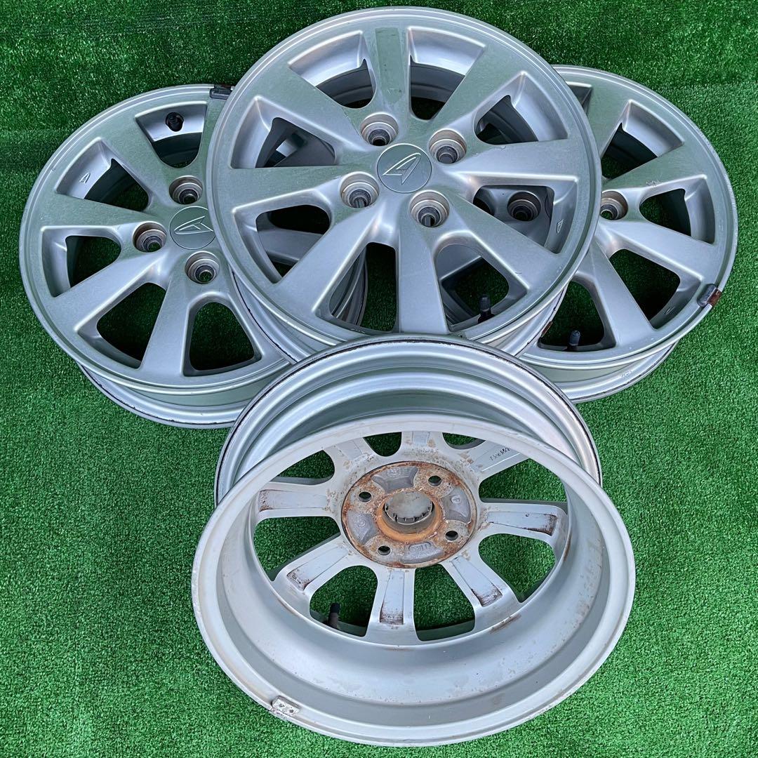 ダイハツ純正アルミホイール　14×4.5 PCD 100+45　4本セツト。