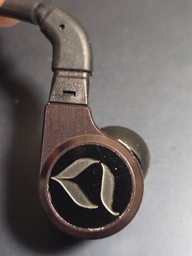 ​定価14万 DITA Fidelity 航空機グレード素材 美品