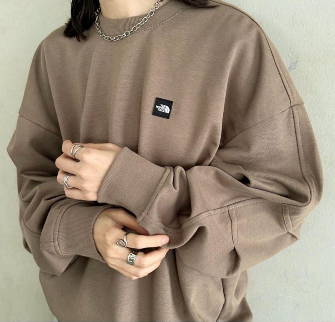 【限定1点大セール】The North Face ベージュ スウェットシャツ