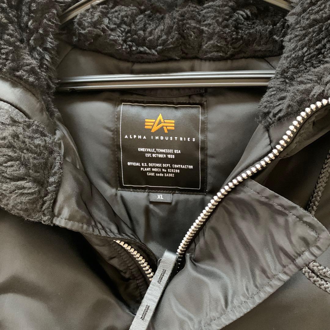 ALPHA INDUSTRIES ブラックミリタリージャケット XL