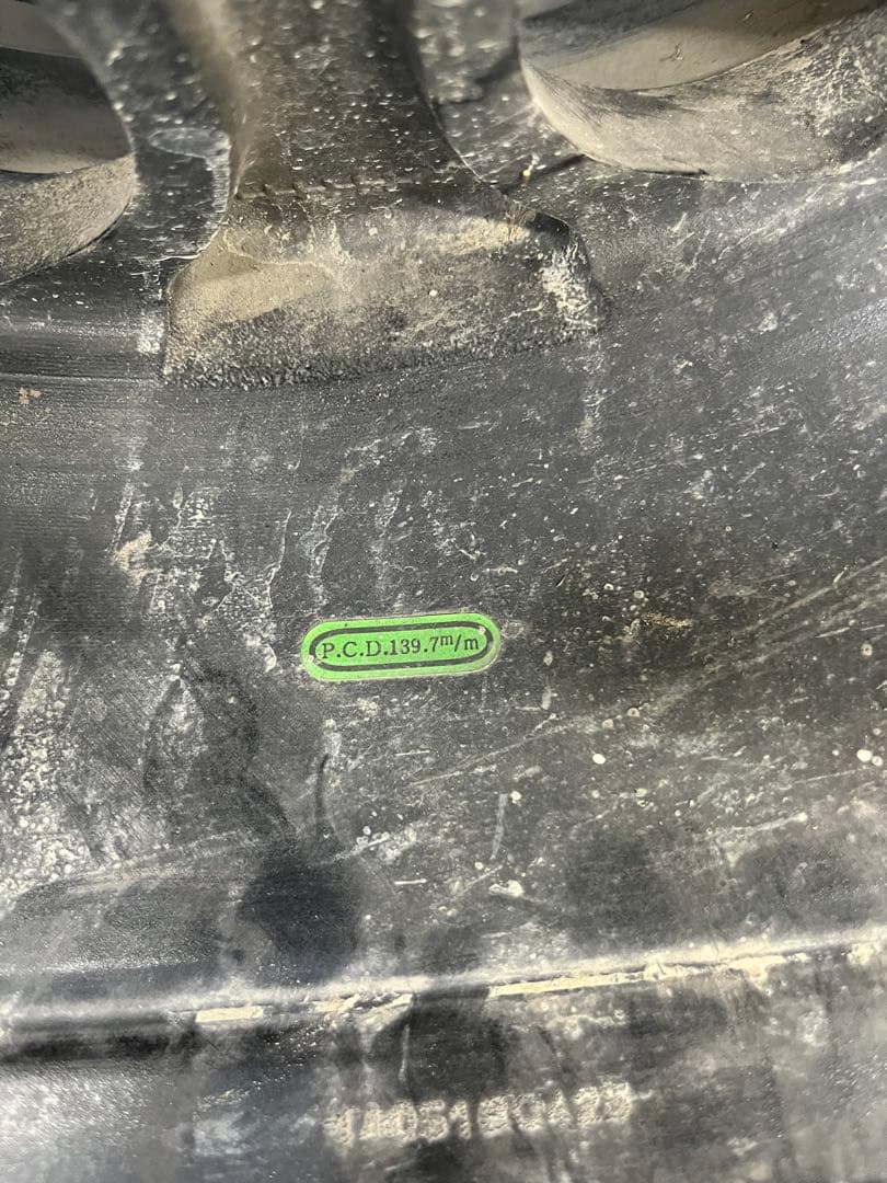 YUTAミッキートンプソン風16インチホイール