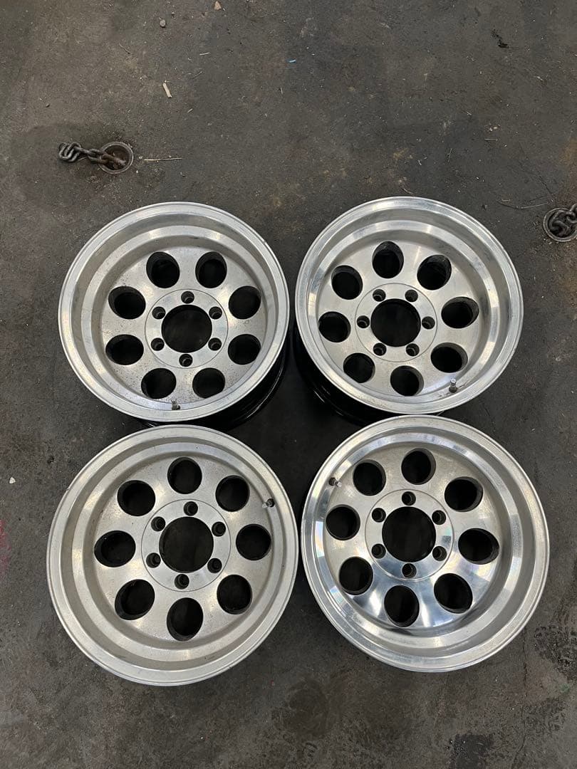 YUTAミッキートンプソン風16インチホイール