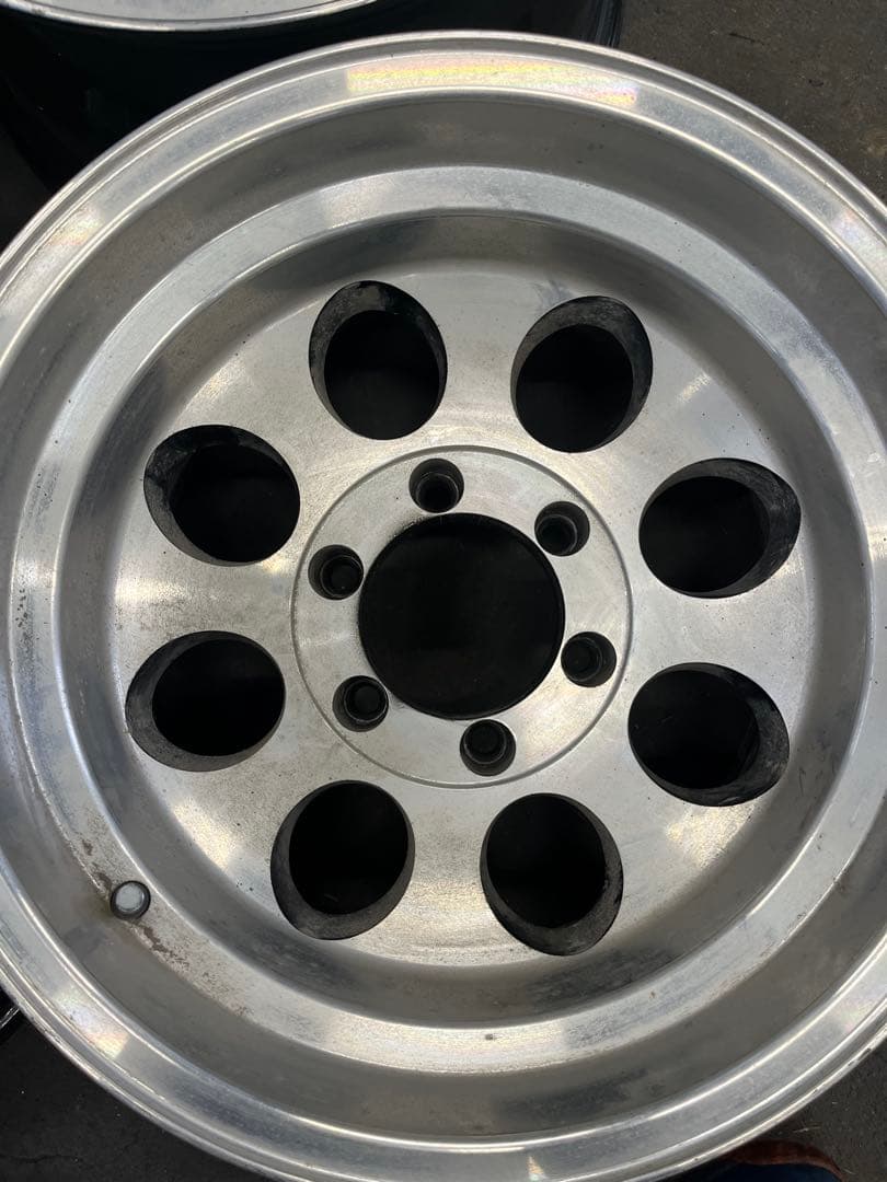 YUTAミッキートンプソン風16インチホイール