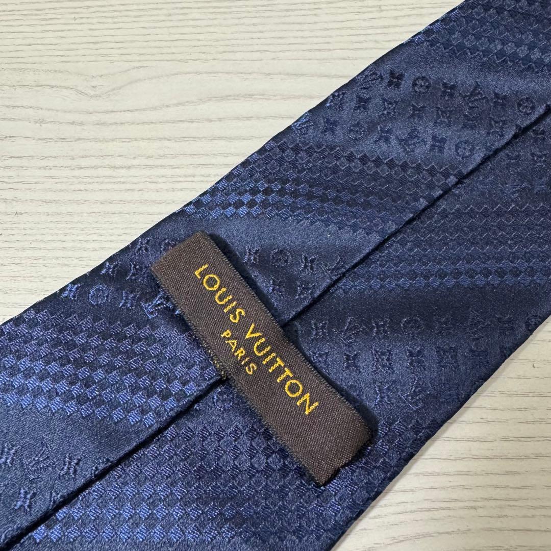 【新品同様】ルイヴィトン　クラヴァット パーティー ネクタイ　ネイビー　ダミエ
