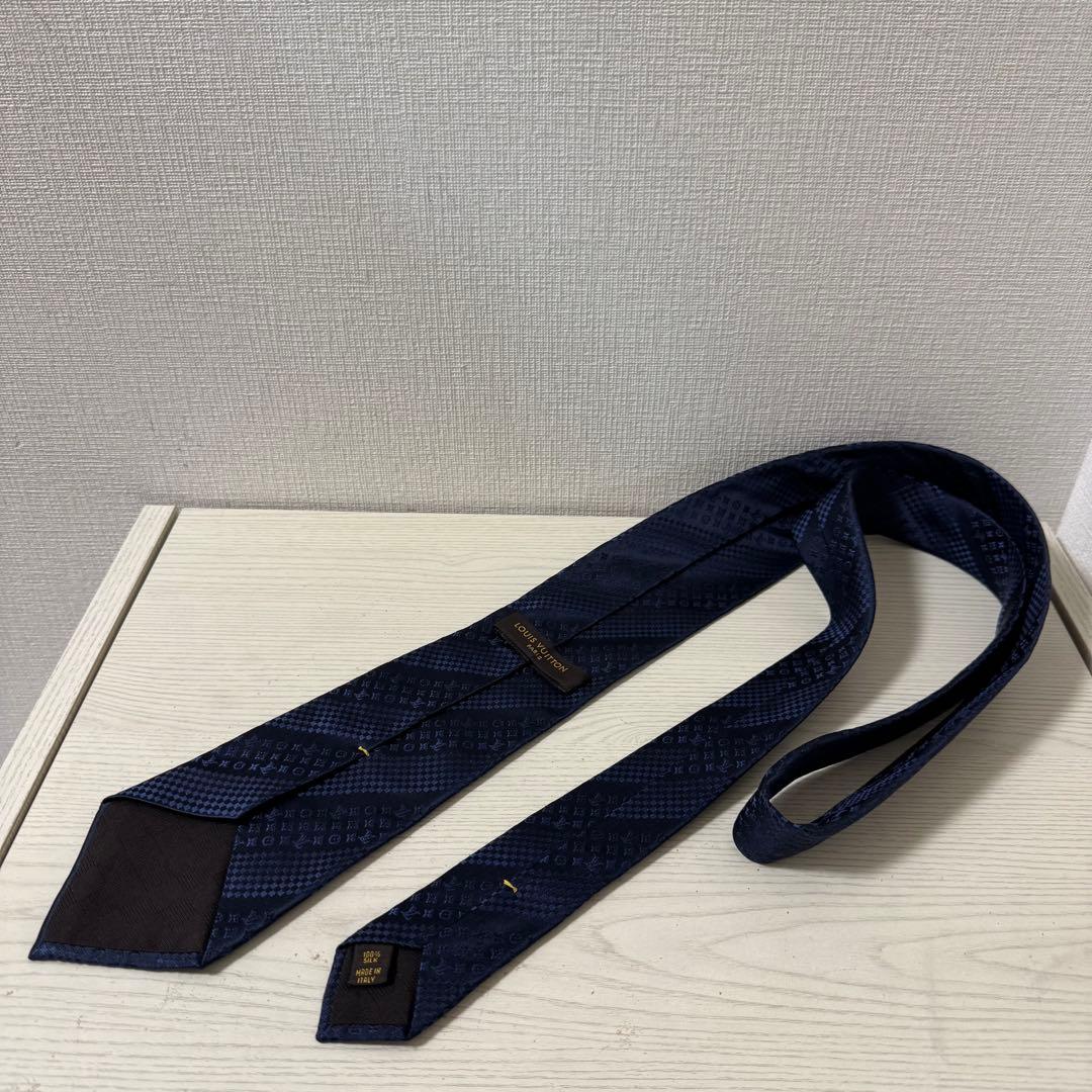 【新品同様】ルイヴィトン　クラヴァット パーティー ネクタイ　ネイビー　ダミエ