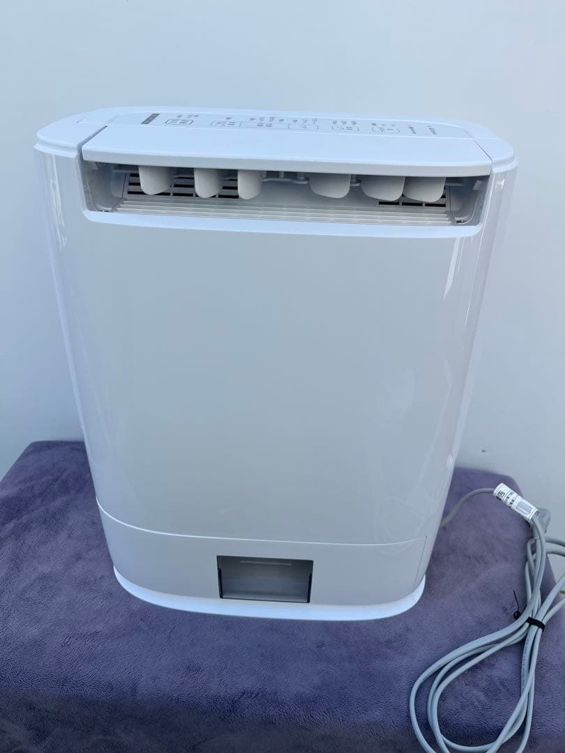 【2025年製】Panasonic衣類乾燥除湿機　F-YZX60B