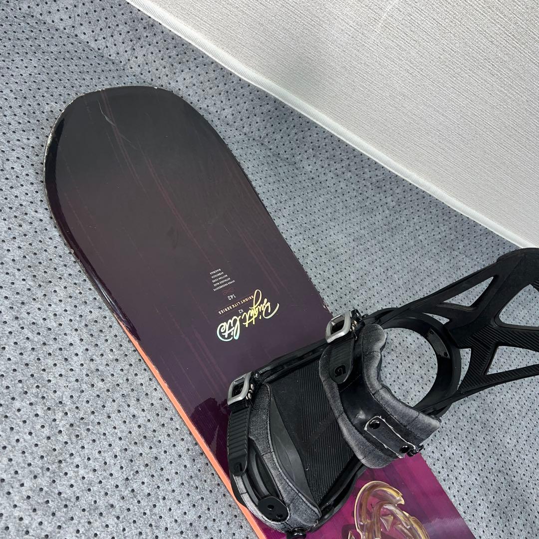 7-８回使用 142cm K2 BRIGHT LITE×BURTON サイズM