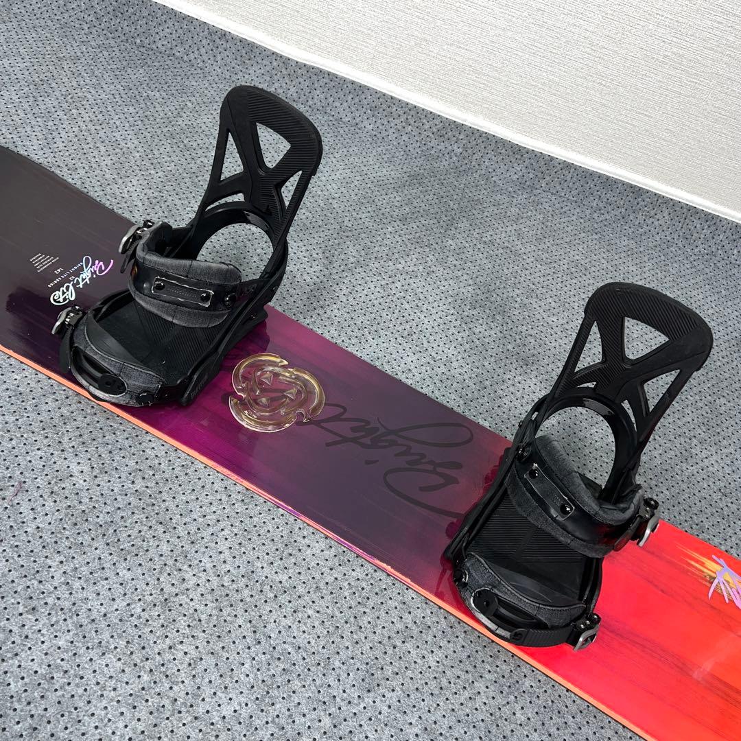 7-８回使用 142cm K2 BRIGHT LITE×BURTON サイズM