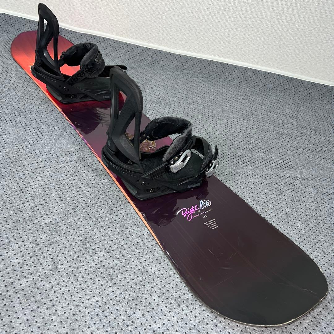 7-８回使用 142cm K2 BRIGHT LITE×BURTON サイズM