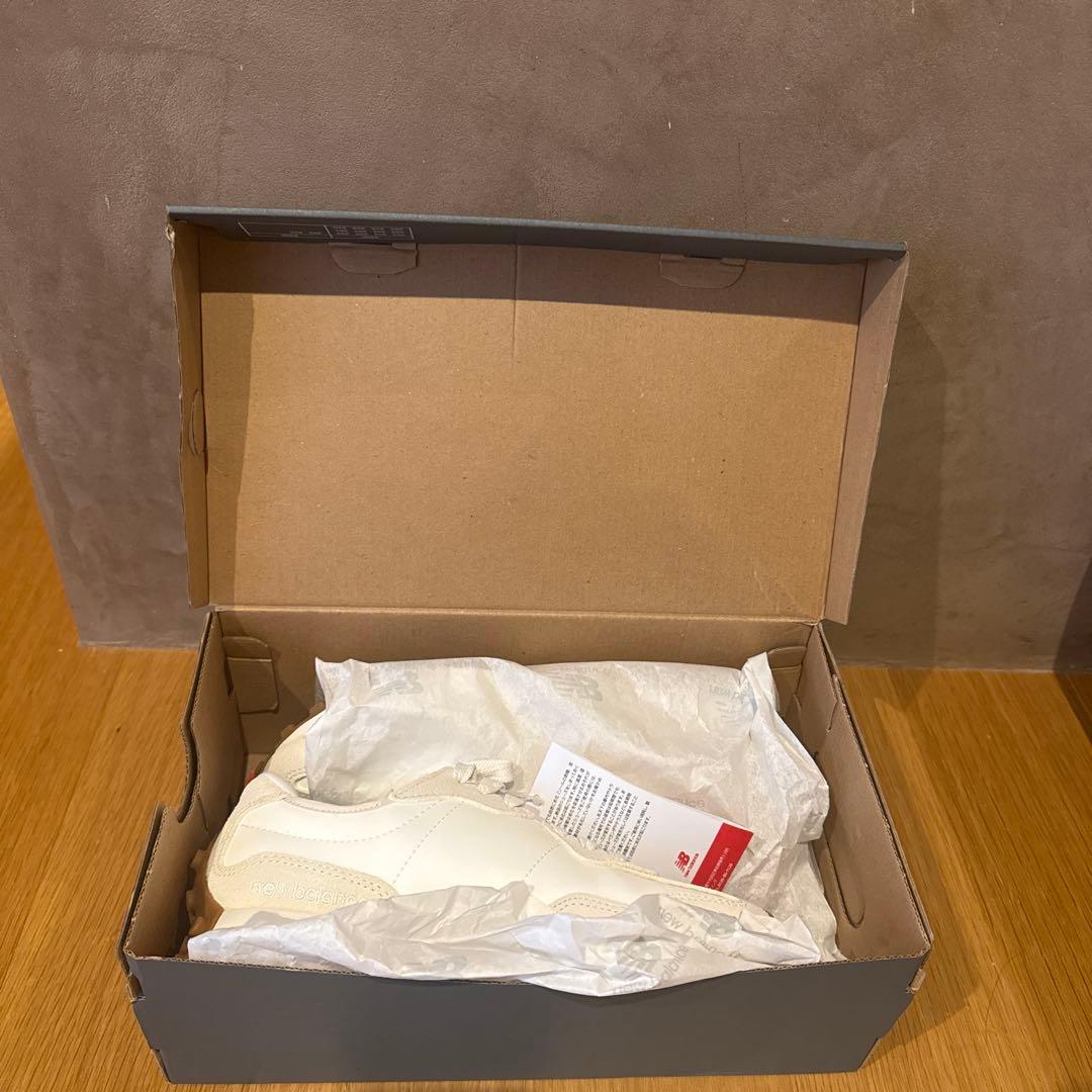 新品　new balance
