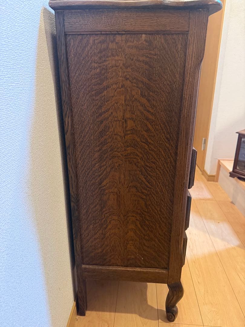 【】三越　ブルージュオーク材 サイドチェスト　電話台　ルーマニア