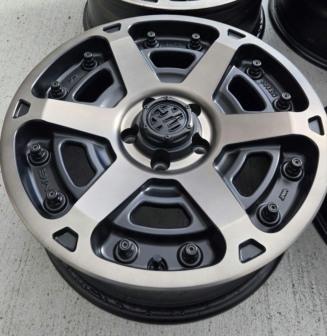 CRIMSON MG ARMOR FF 4本セット　rav4 17インチ