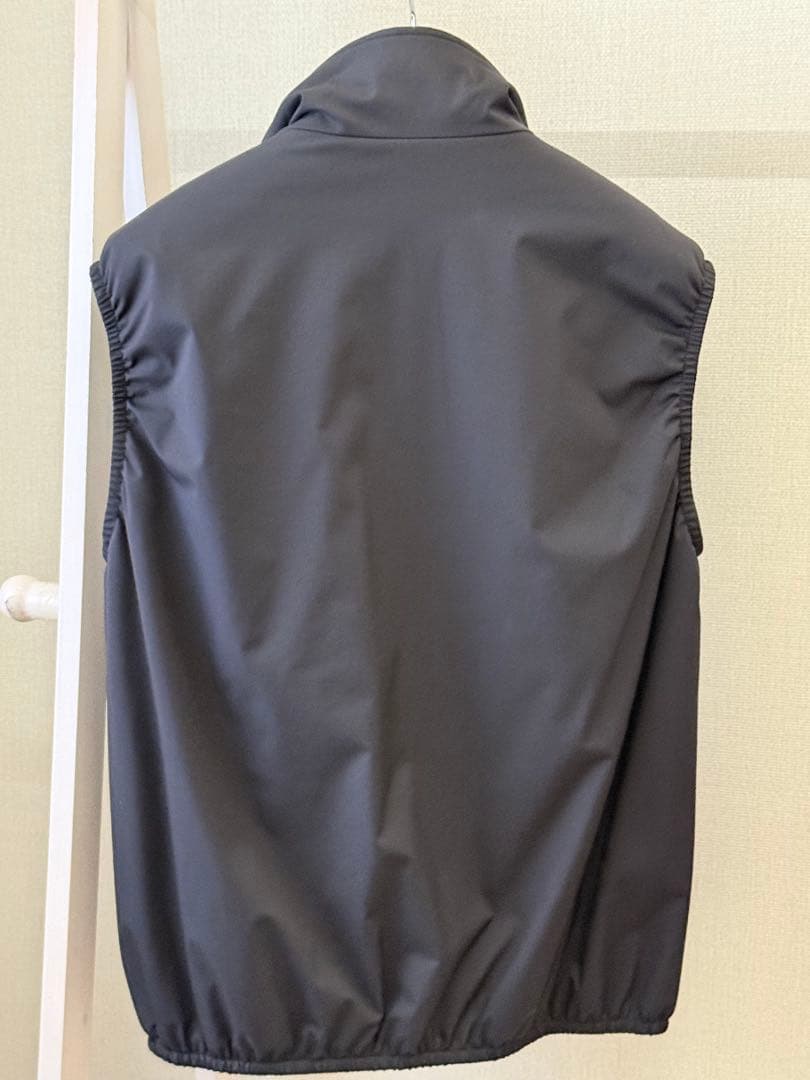 【極美品】Loro Piana ブラック ジッパーベスト メンズ