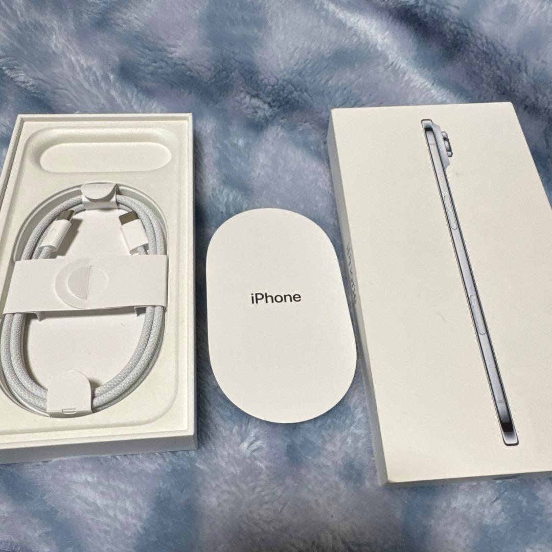 江*都様 iPhone AIR 256GB スカイブルー