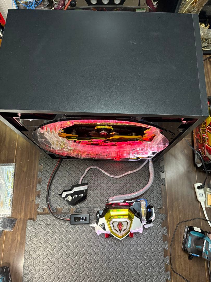 【超希少】P戦姫絶唱シンフォギア３黄金絶唱 卓上 ボックス 【送料込み】