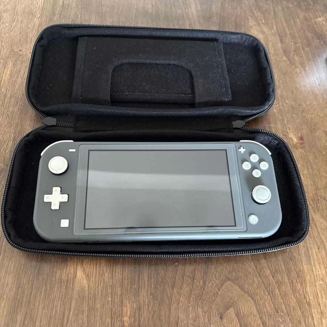 Nintendo Switch Lite グレー ケース付き　スイッチライト
