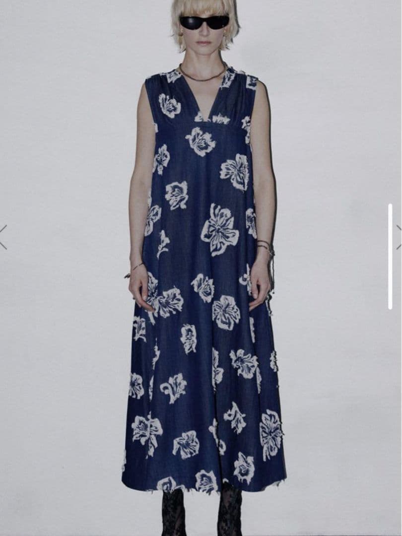 ワンピース FLOWER CUT JACQUARD DENIM DRESS/AMERI