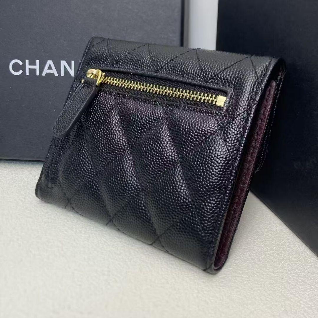 CHANEL キルティングレザー三つ折り財布 ブラック