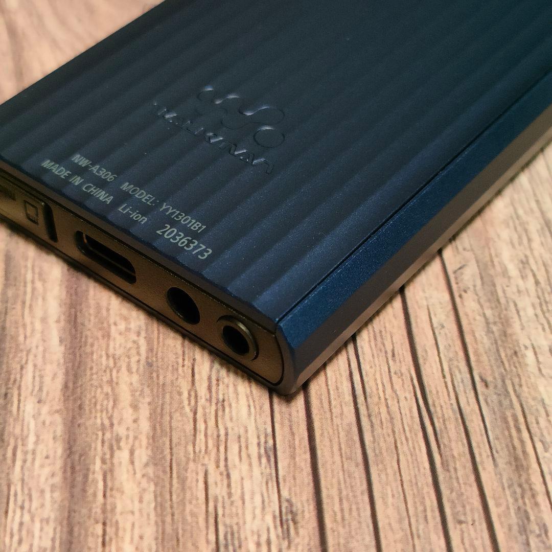 ソニーウォークマン A300シリーズ 32GB　NW-A306 新品近い