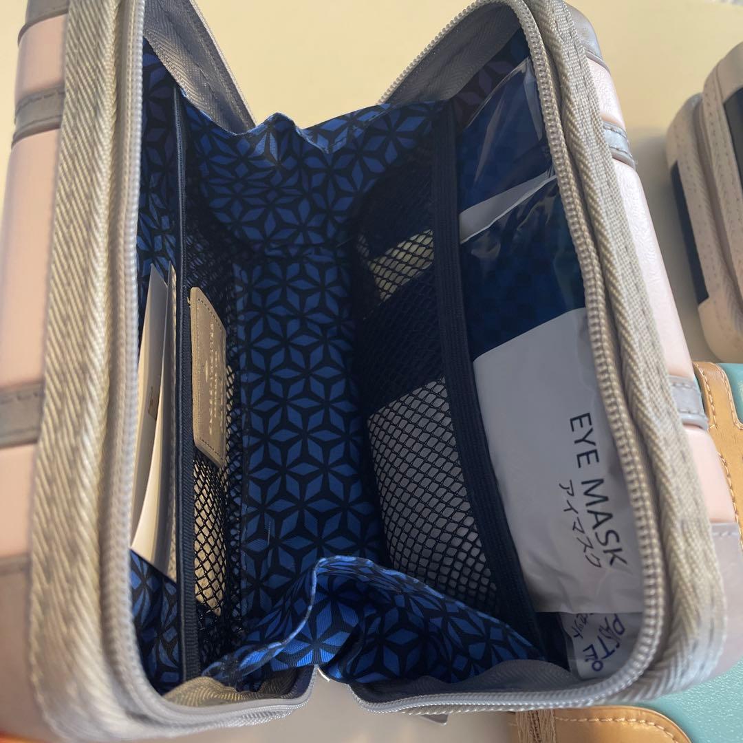 グローブトロッター　ANA ファーストクラス　３個セット（撮影のため開封のみ）