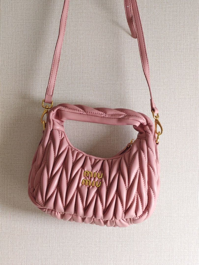MIU MIU キルティング ミニボストンバッグ ピンク