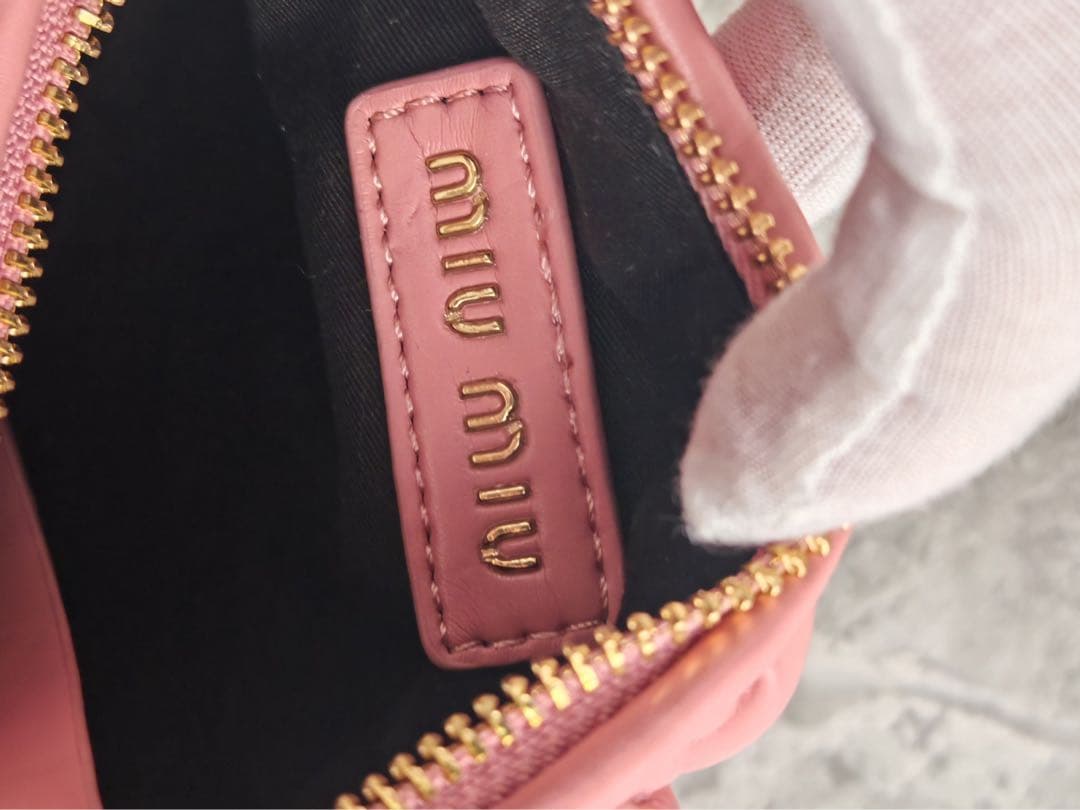 MIU MIU キルティング ミニボストンバッグ ピンク