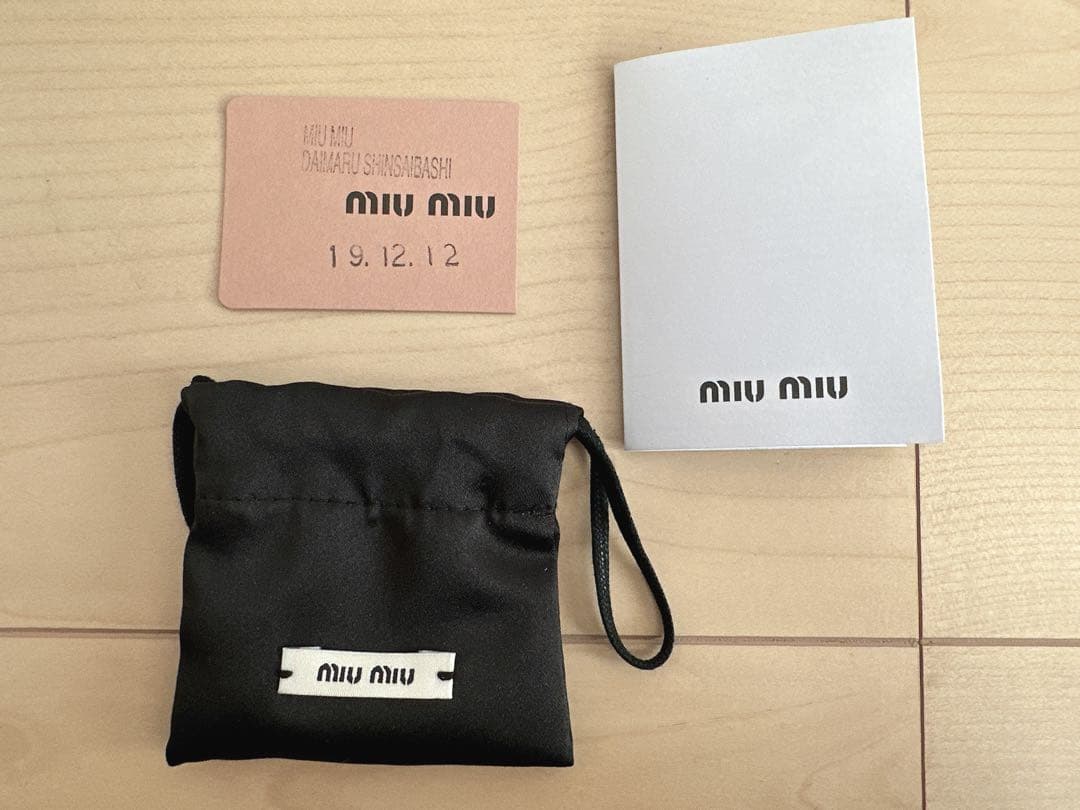 miumiu ピアス