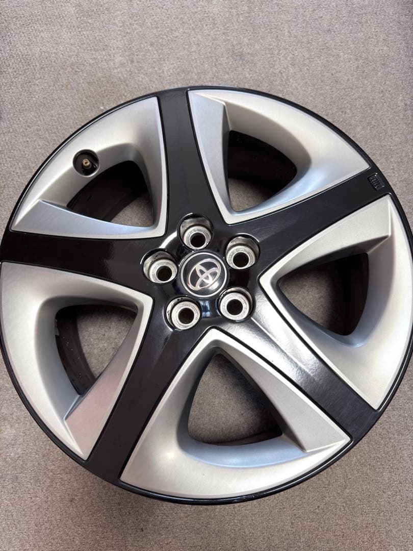 トヨタ プリウス50系 純正アルミホイール 17インチ 4本セット 傷あり