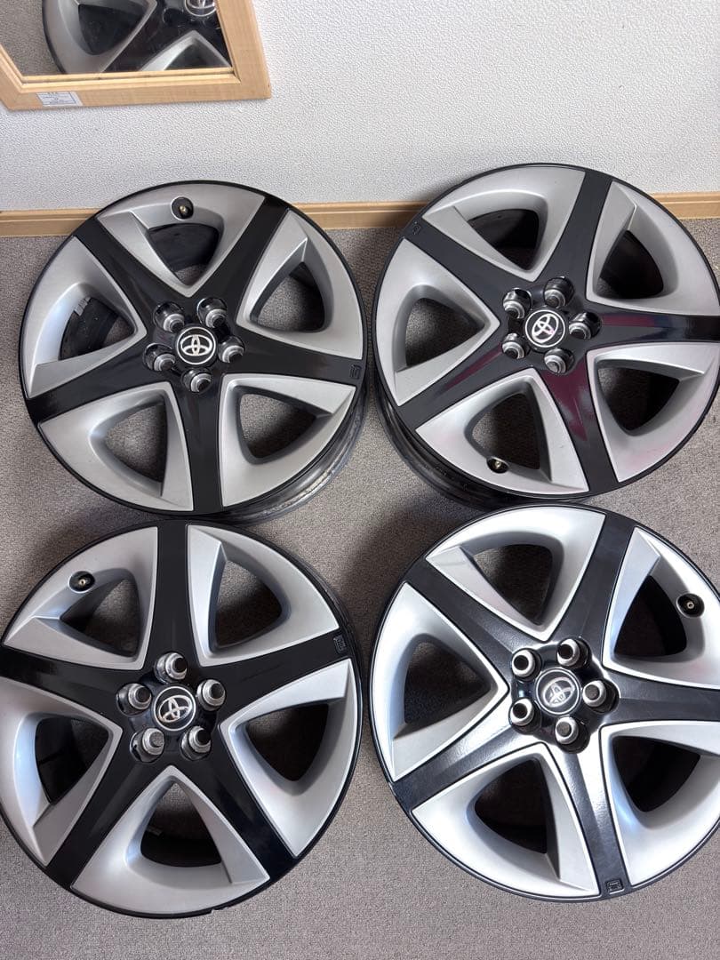 トヨタ プリウス50系 純正アルミホイール 17インチ 4本セット 傷あり