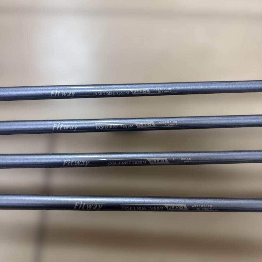 Nikeゴルフバッグとフィットウェイ　クラブセット