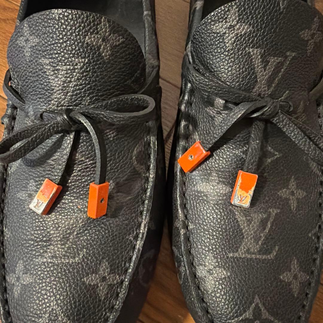 LOUIS VUITTON ブラックドライビングシューズ