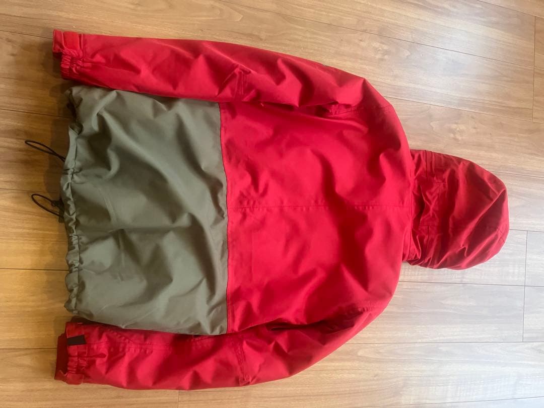 686 スノーボードジャケット