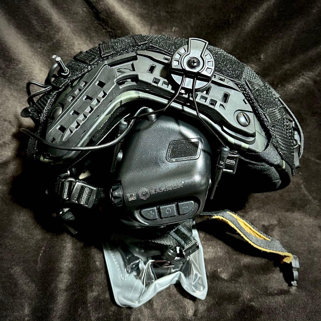 FMA製 Ops-Core FAST SF ヘルメット MCBK + M32