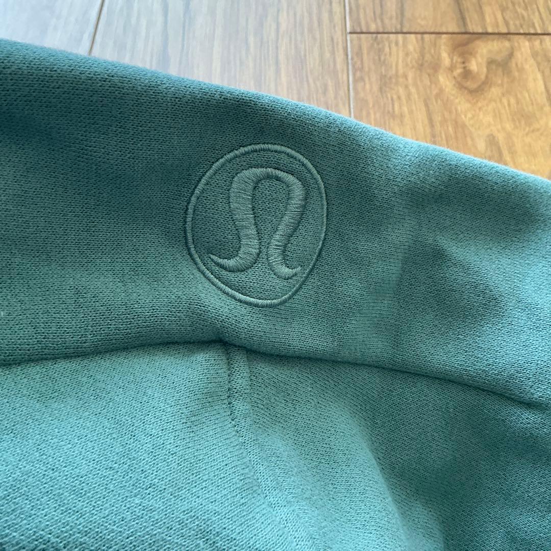 lululemom Scuba オーバーサイズ フルジップフーディ　緑　XS