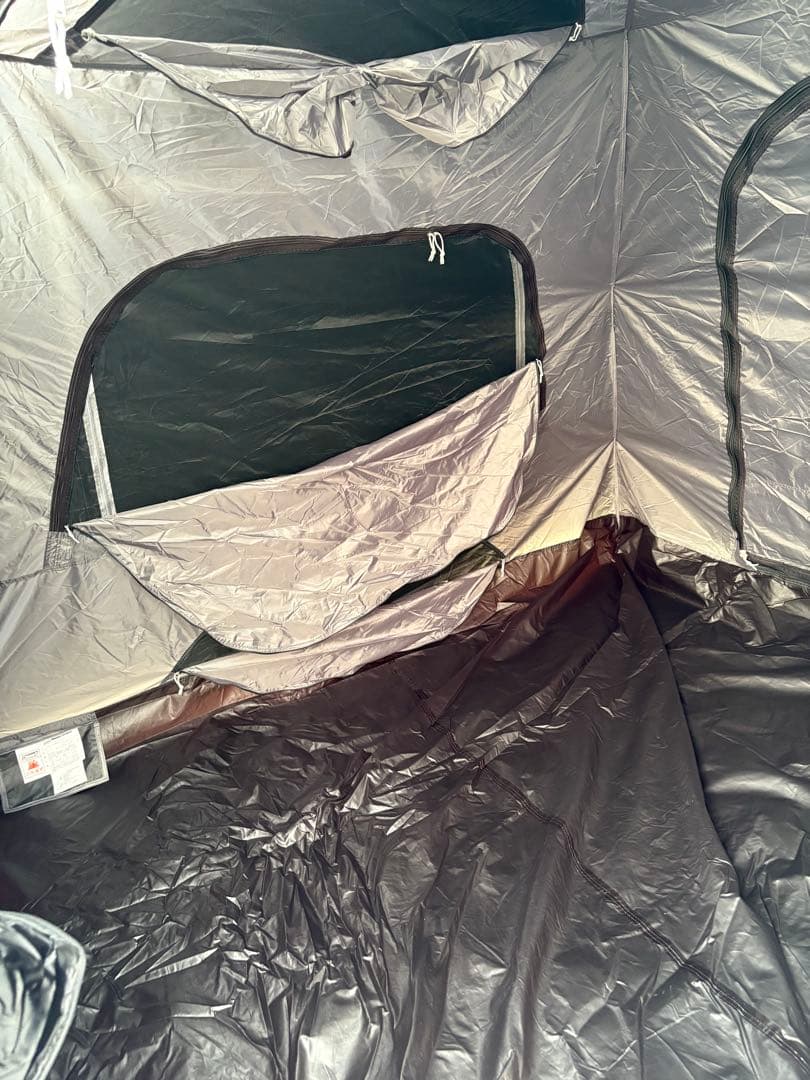 emiさま専用Coleman タフスクリーン2ルームハウスMDX+ 2回使用状態
