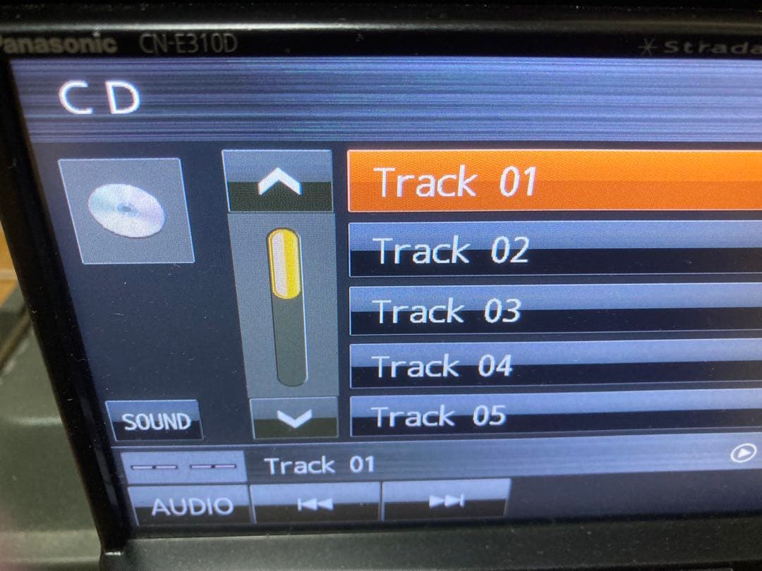 Panasonic CN-E310D カーナビ　日曜まで出品を考えています。