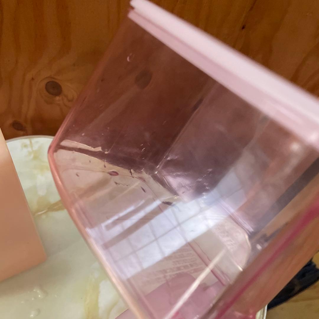 ハローキティ　調味料ケース　調味料入れ　野いちご　1999年　メイドインジャパン