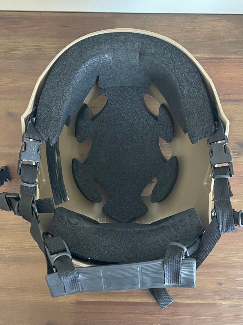 PT Helmets タンカラー