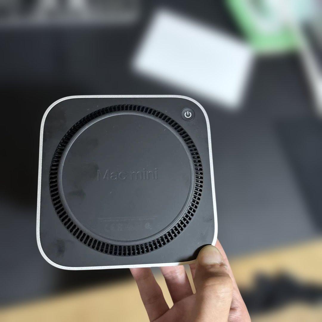 Apple Mac mini M4 Pro 64GBメモリー