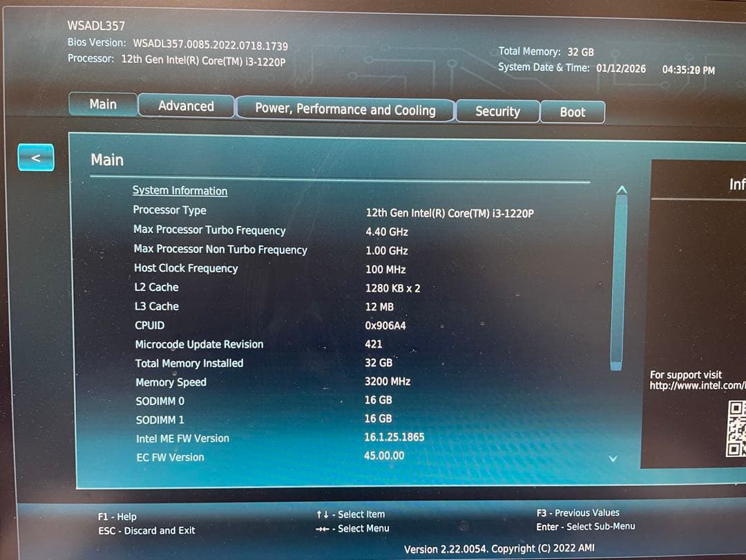 Intel NUC12WSHi3 12世代i3/DDR4 32GB/1TB